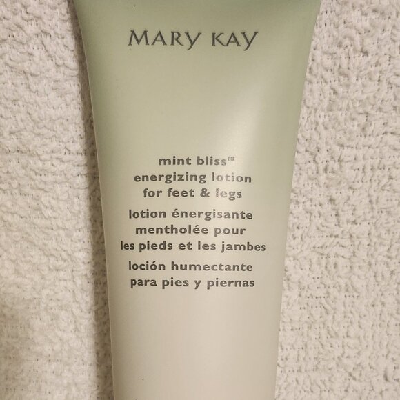 Mary Kay Mint Bliss Energizing Lotion for Feet & Legs - Picture 1 of 4